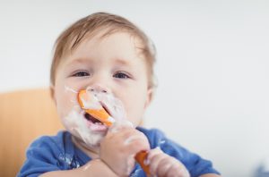 https://www.gov.nl.ca/healthyeating/baby/wp-content/uploads/sites/2/2020/01/GettyImages-891343990-min-1-4-300x198.jpg