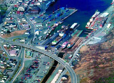 dockyard.jpg (45594 bytes)